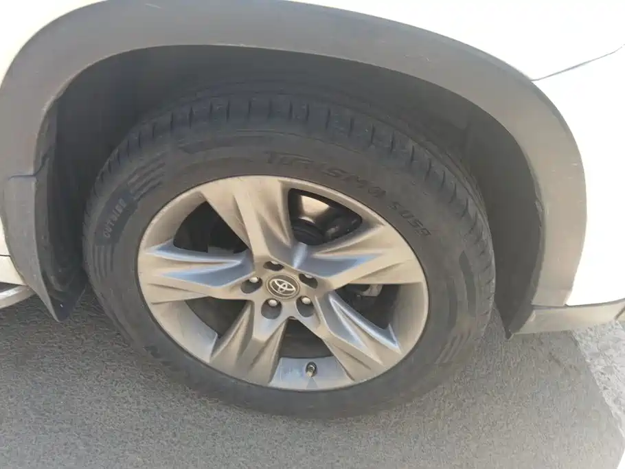 Toyota Highlander 2017