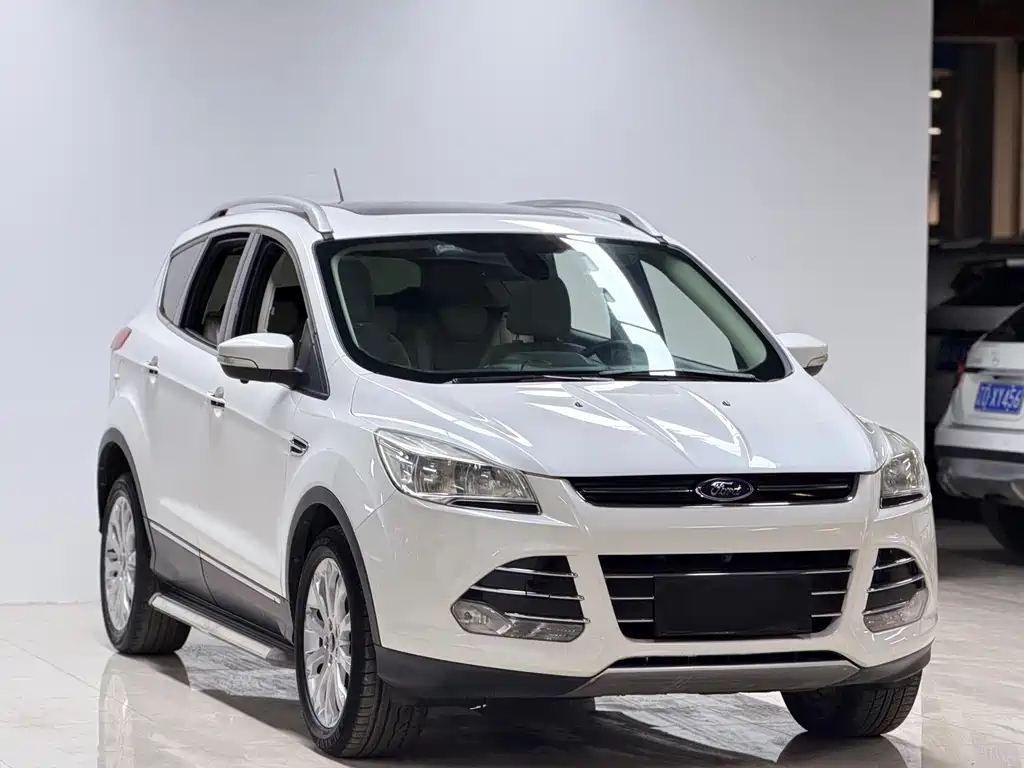Ford Kuga 2013