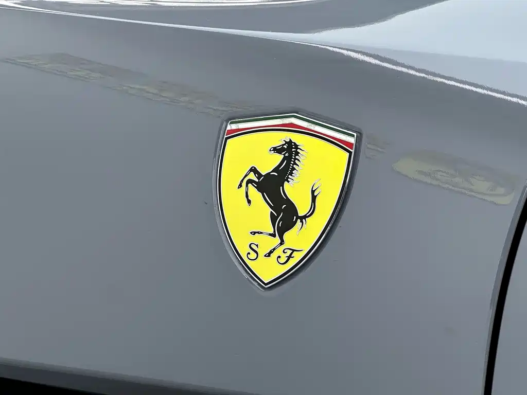 Ferrari Portofino 2019 — фото 10