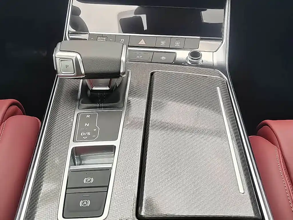 Audi A7L 2025 — фото 9