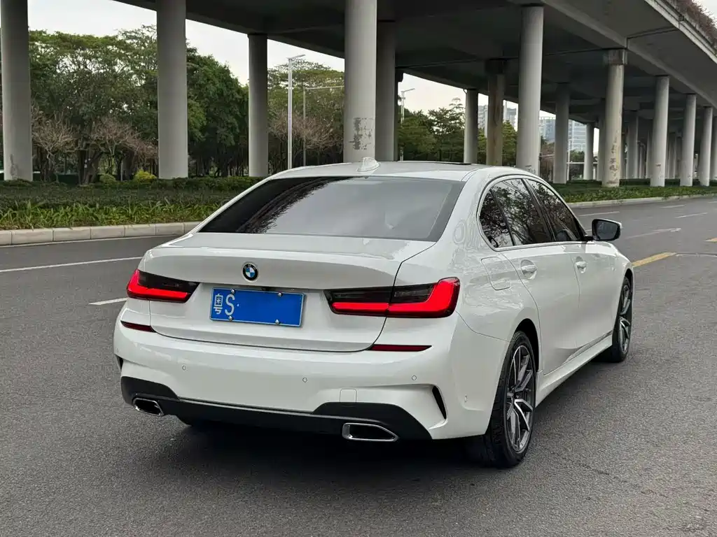 BMW 3 Series 2020 — фото 14