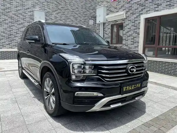 GAC Trumpchi GS8 2017