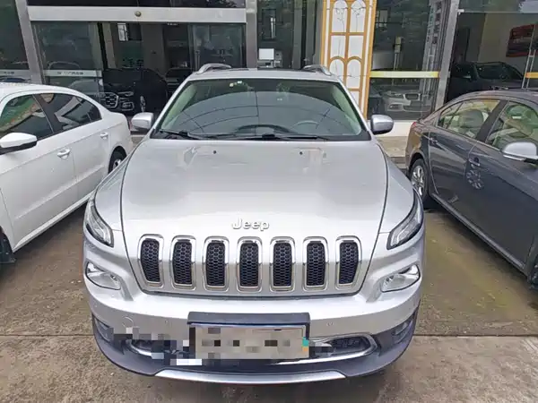 Jeep Cherokee 2016