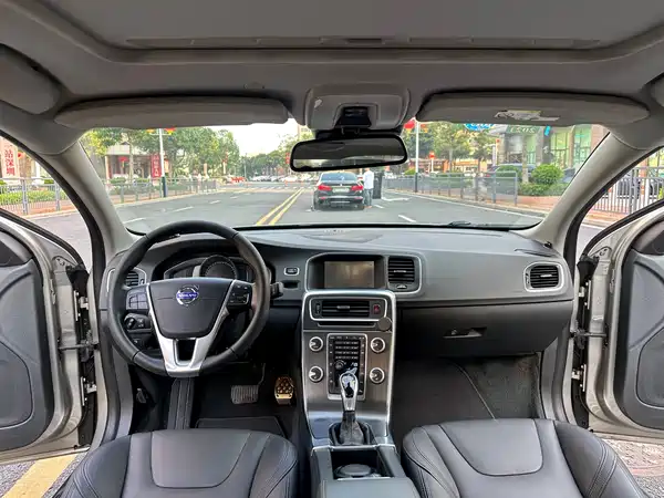 Volvo S60 2016