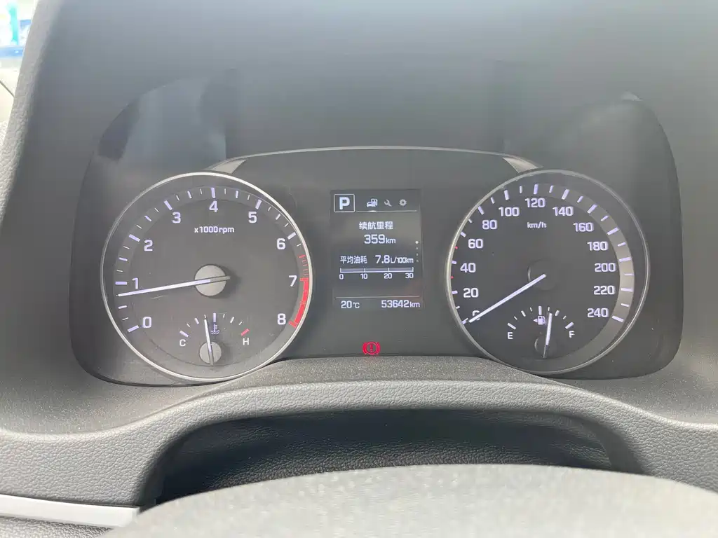 Hyundai Elantra 2018 — фото 13