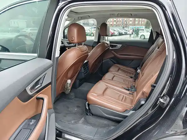 Audi Q7 2016
