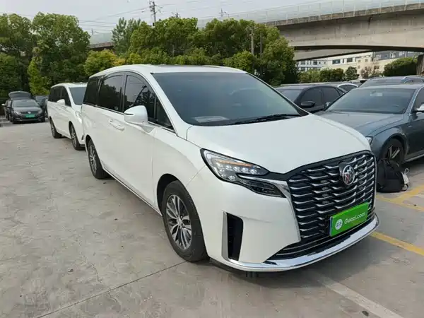 Buick GL8 2023