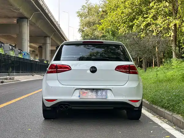Volkswagen Golf 2016