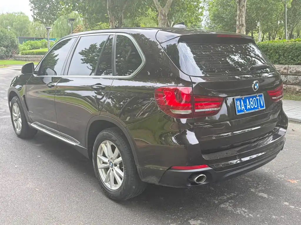 BMW X5 2018 — фото 9