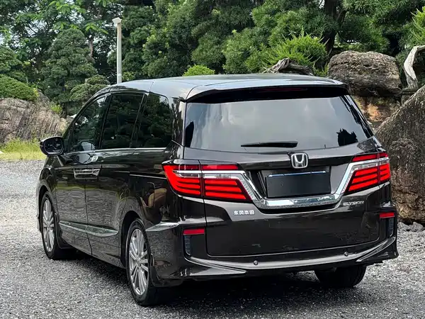 Honda Elysion 2018