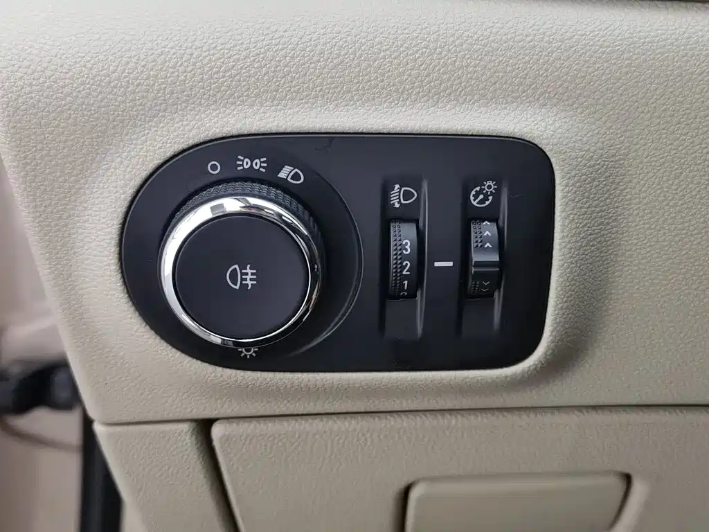 Buick Verano 2018 — фото 21
