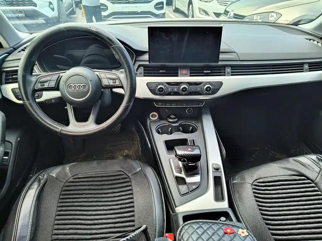 Audi A4L 2021