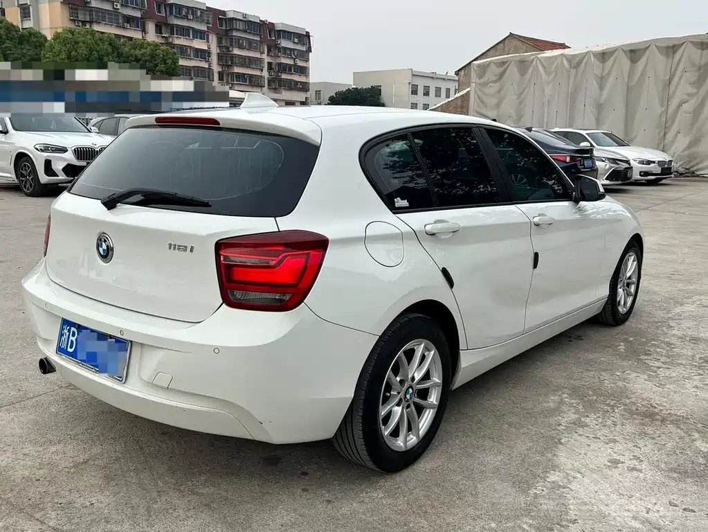 BMW 1 Series 2014 — фото 17