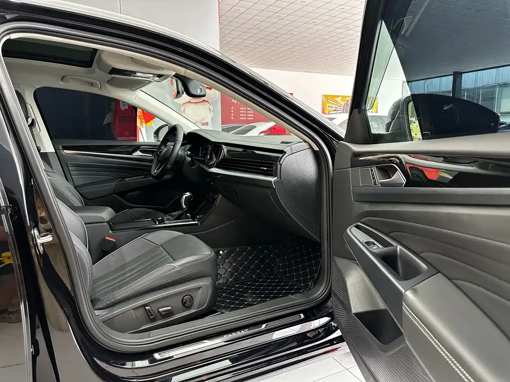 Volkswagen Passat 2023 — фото 11