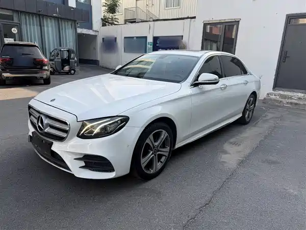Mercedes-Benz E-Class 2018