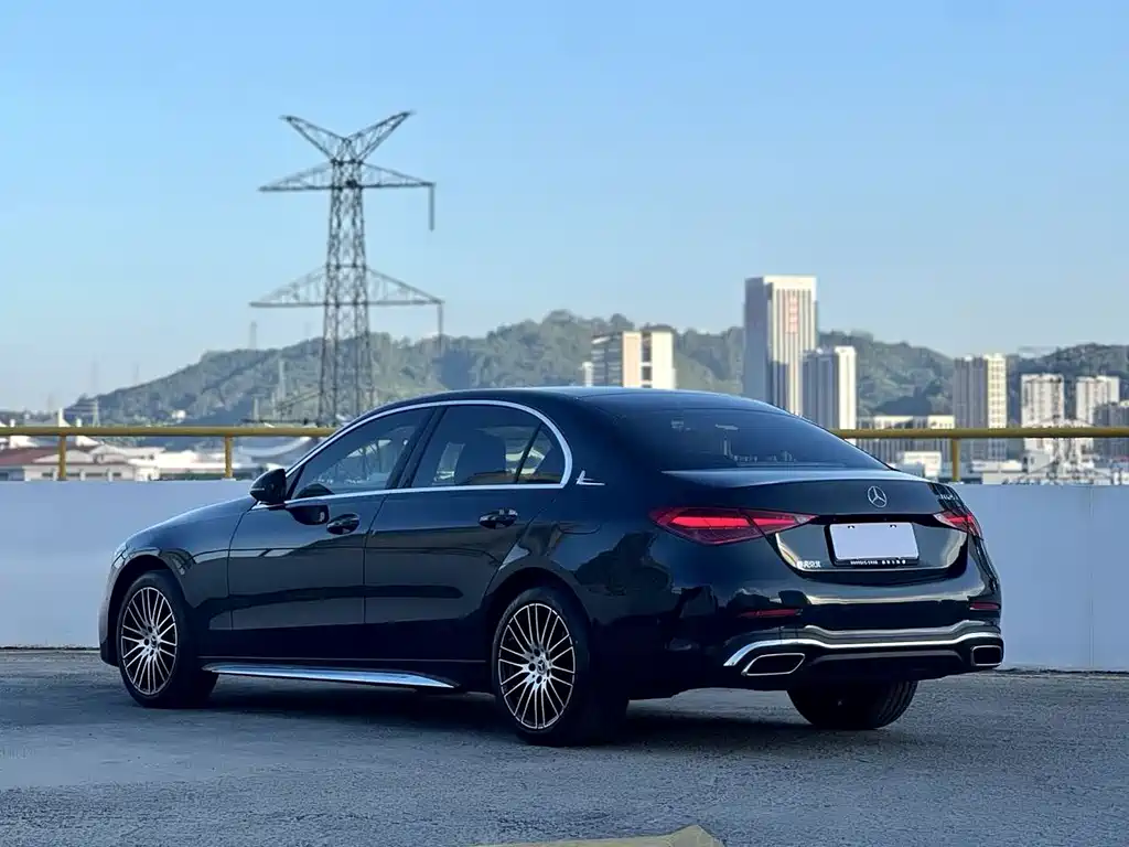 Mercedes-Benz C-Class 2022