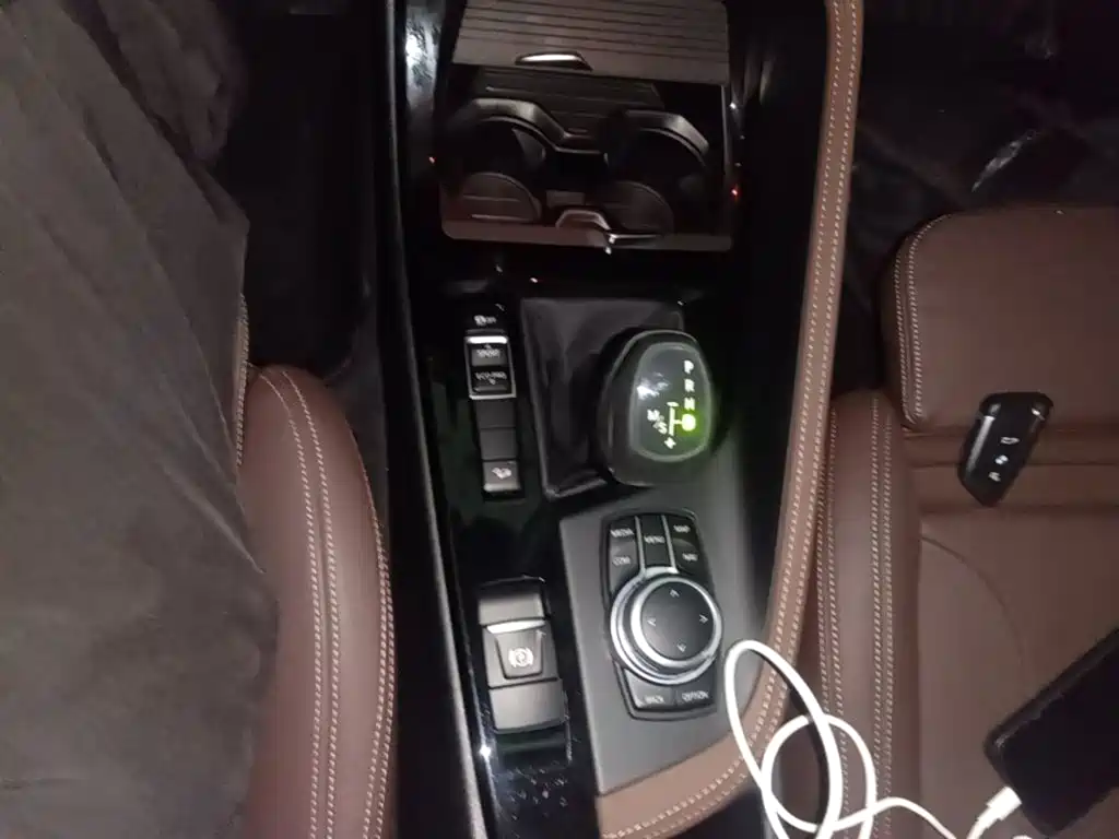 BMW X1 2018 — фото 14