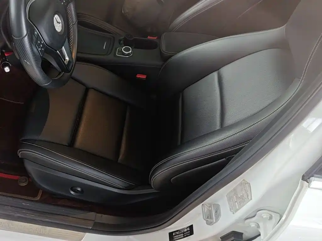 Mercedes-Benz GLA 2016 — фото 15