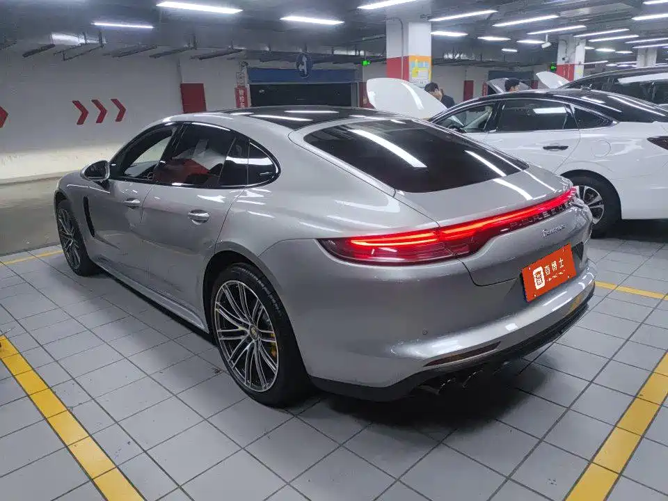 Porsche Panamera 2021 — фото 13