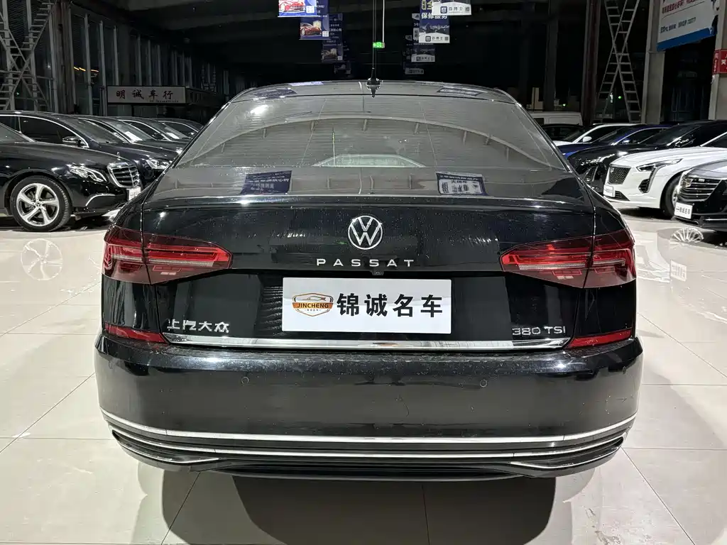 Volkswagen Passat 2021
