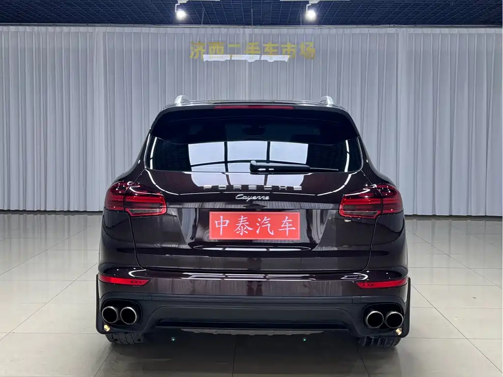 Porsche Cayenne 2015 — фото 5