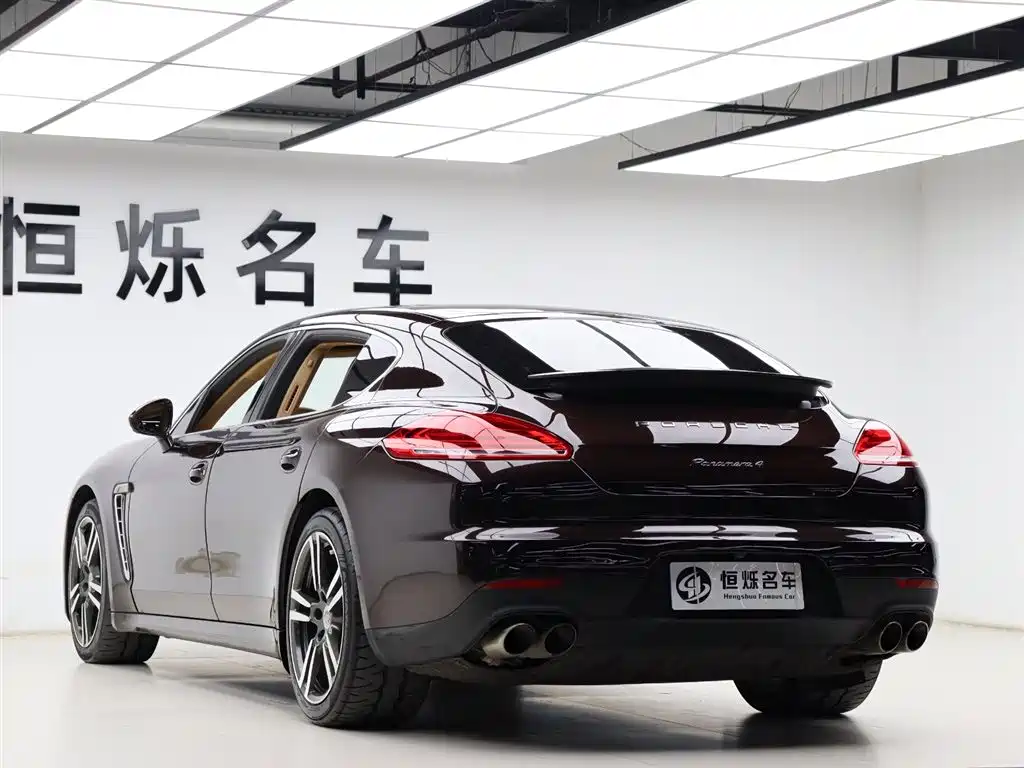 Porsche Panamera 2015 — фото 22