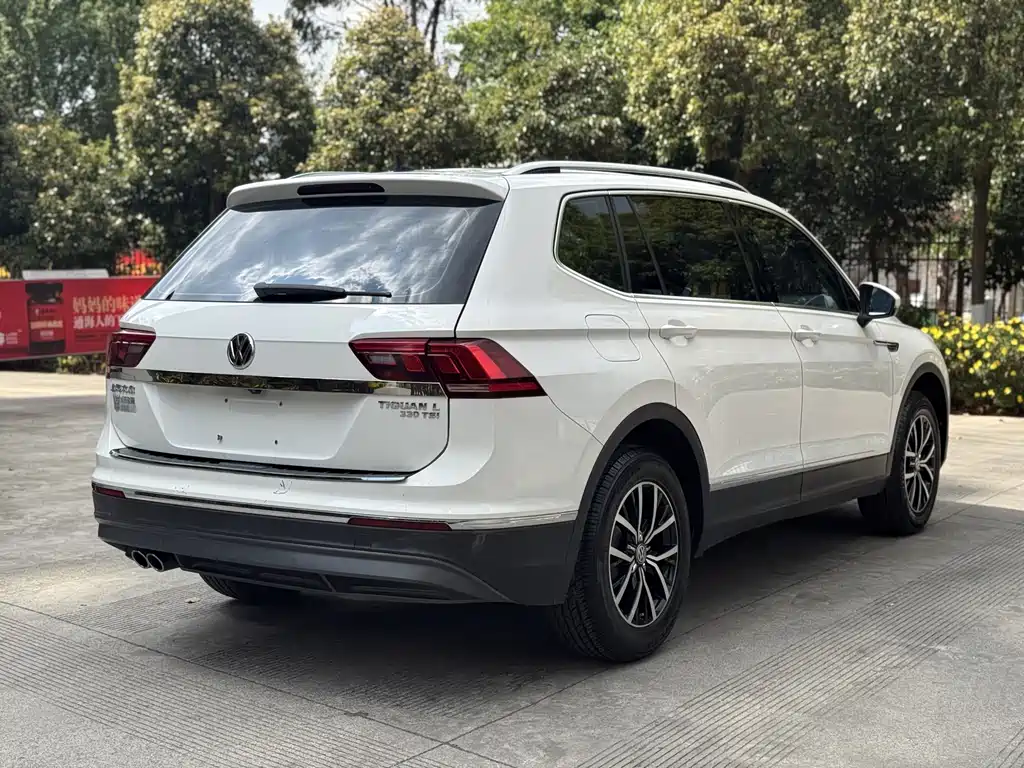 Volkswagen Tiguan L 2018 — фото 20