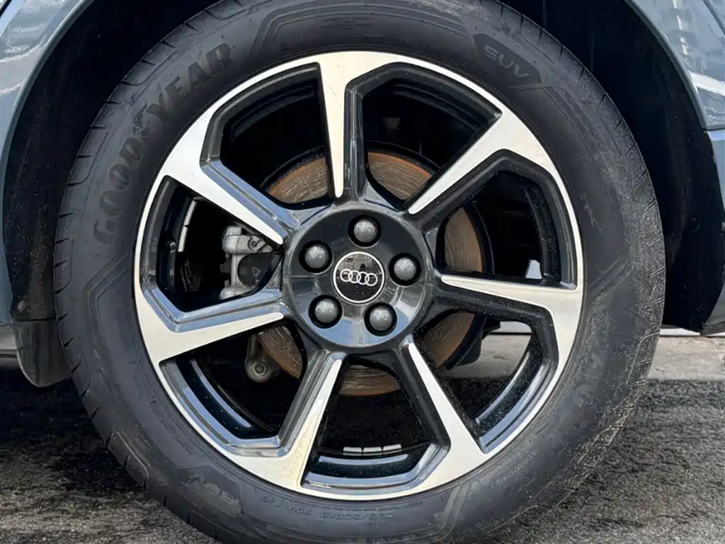 Audi Q3 Sportback 2023 — фото 26
