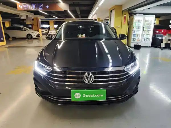 Volkswagen Sagitar 2022