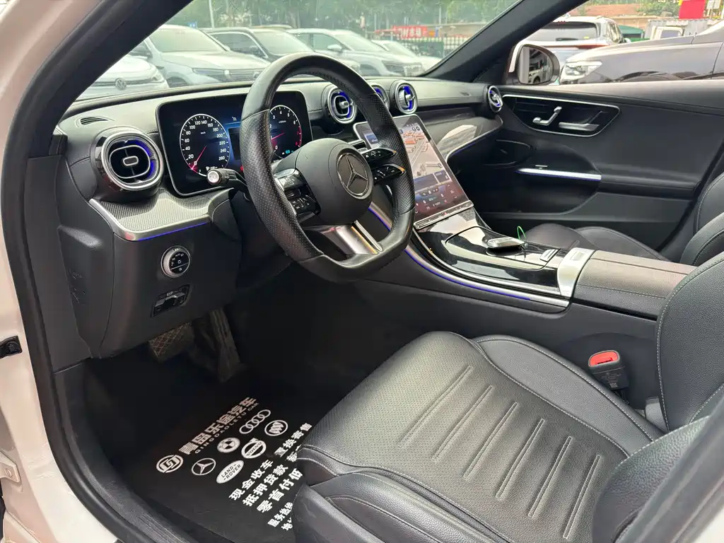 Mercedes-Benz C-Class 2022