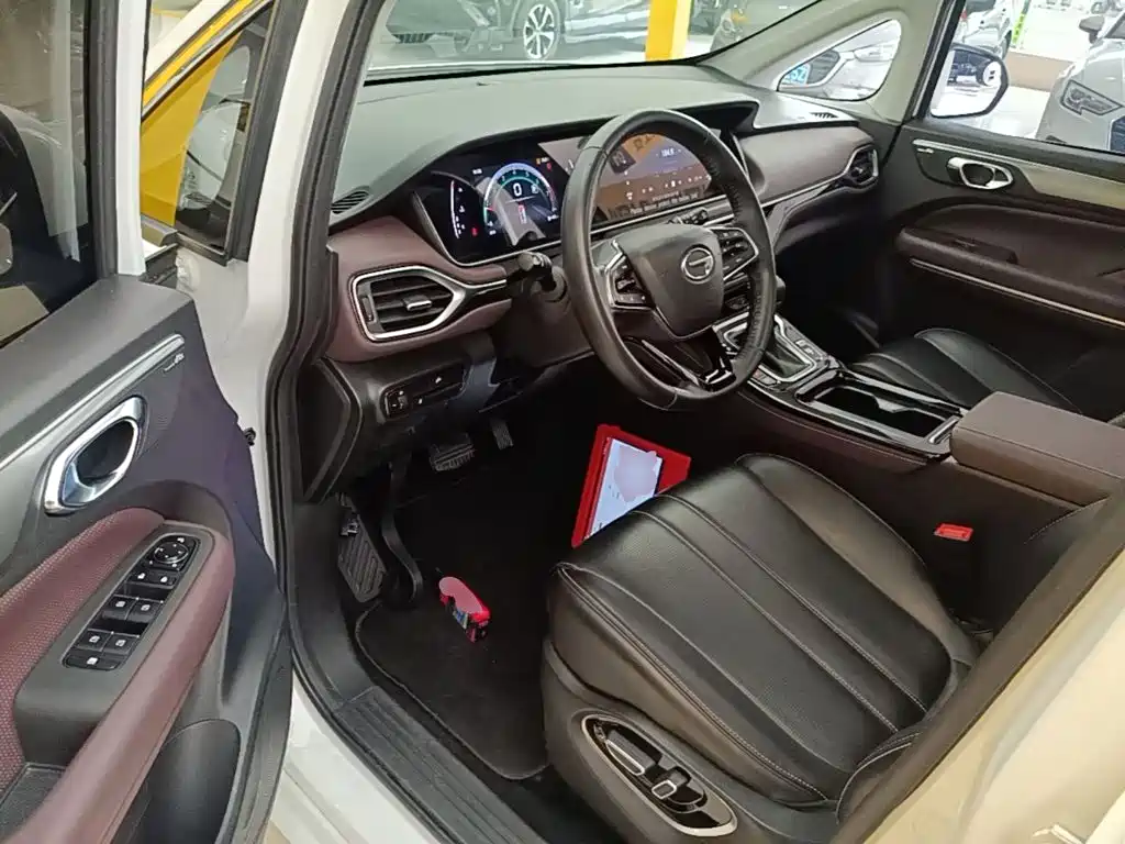 GAC Motor Trumpchi M6 2023 — фото 16