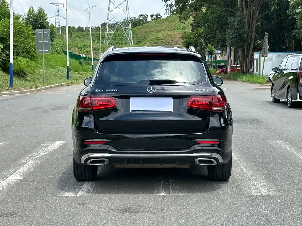 Mercedes-Benz GLC 2021