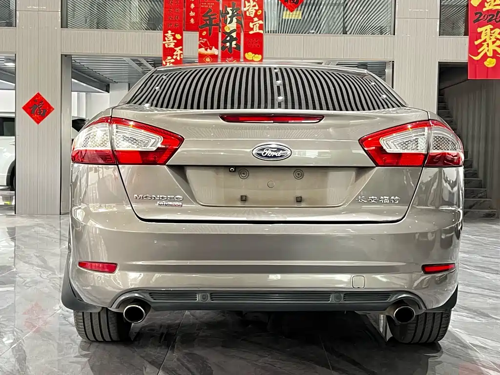 Ford Mondeo Zhisheng 2012 — фото 24