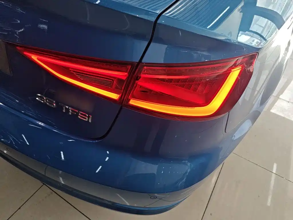 Audi A3 2017 — фото 8