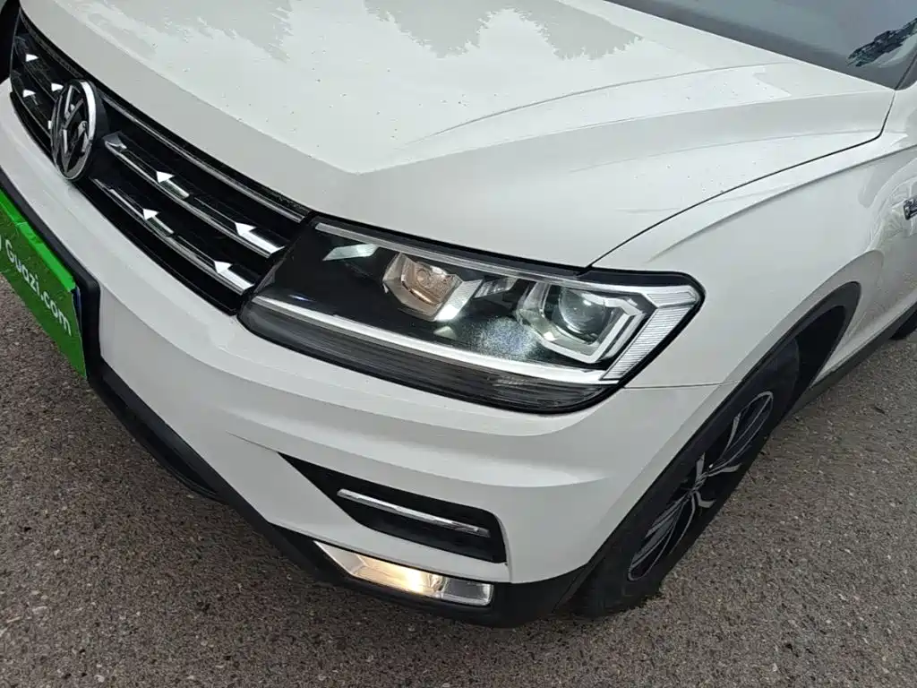Volkswagen Tiguan L 2017 — фото 24