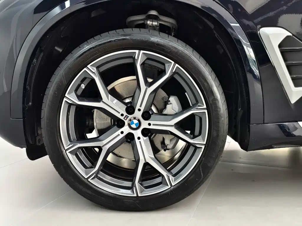 BMW X5 2024 — фото 15