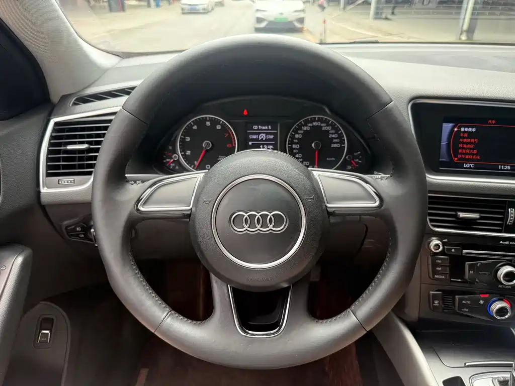Audi Q5 2015 — фото 8