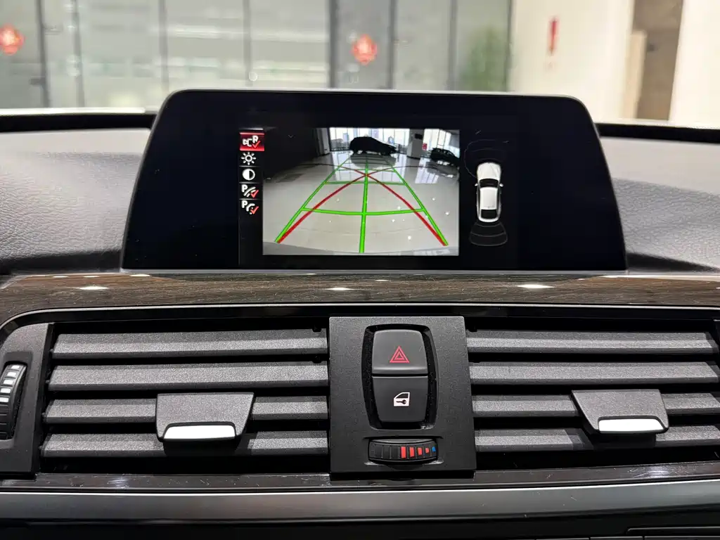 BMW 3 Series GT 2015 — фото 10