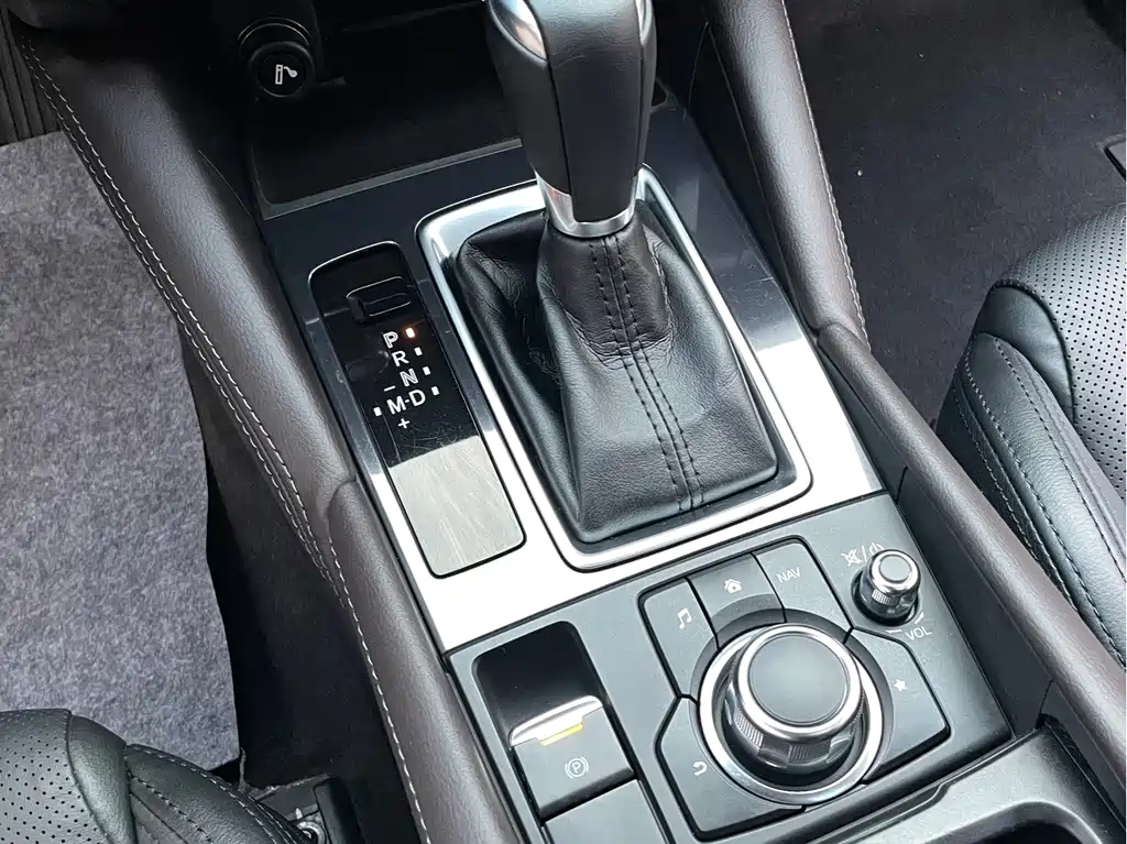 Mazda Atenza 2018 — фото 14