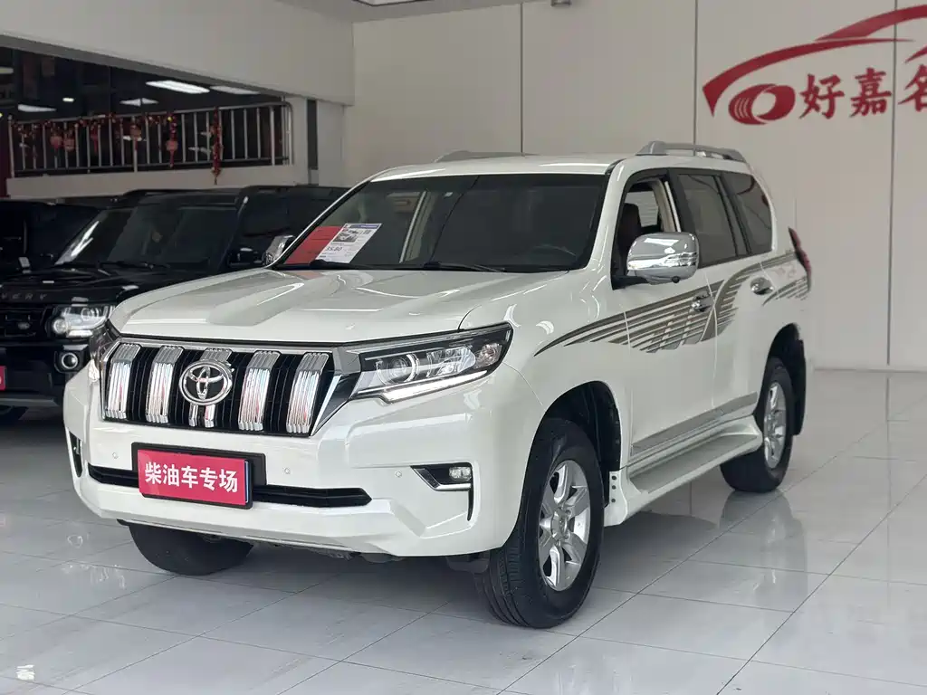 Toyota Prado 2019 — фото 1