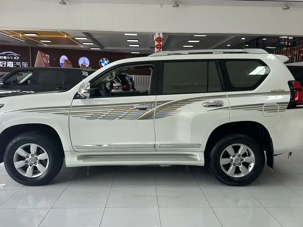 Toyota Prado 2019 — фото 15