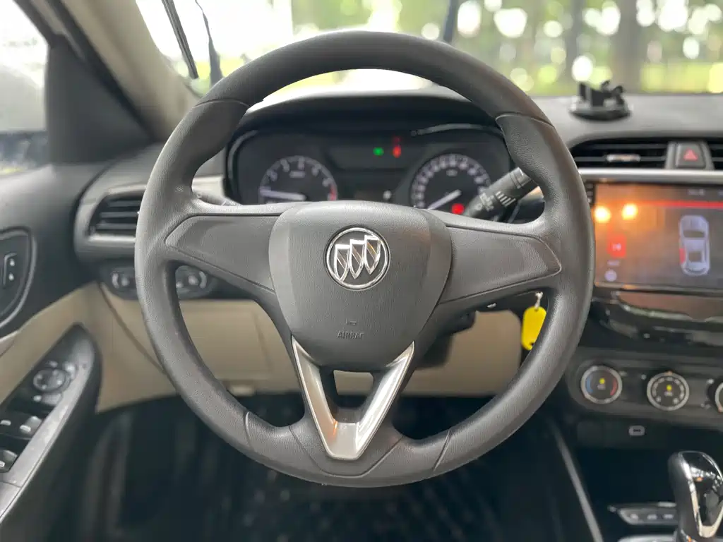 Buick Excelle 2020 — фото 12