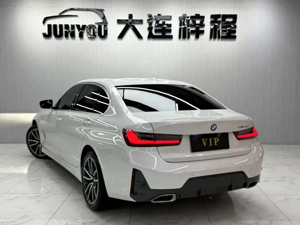 BMW 3 Series 2022