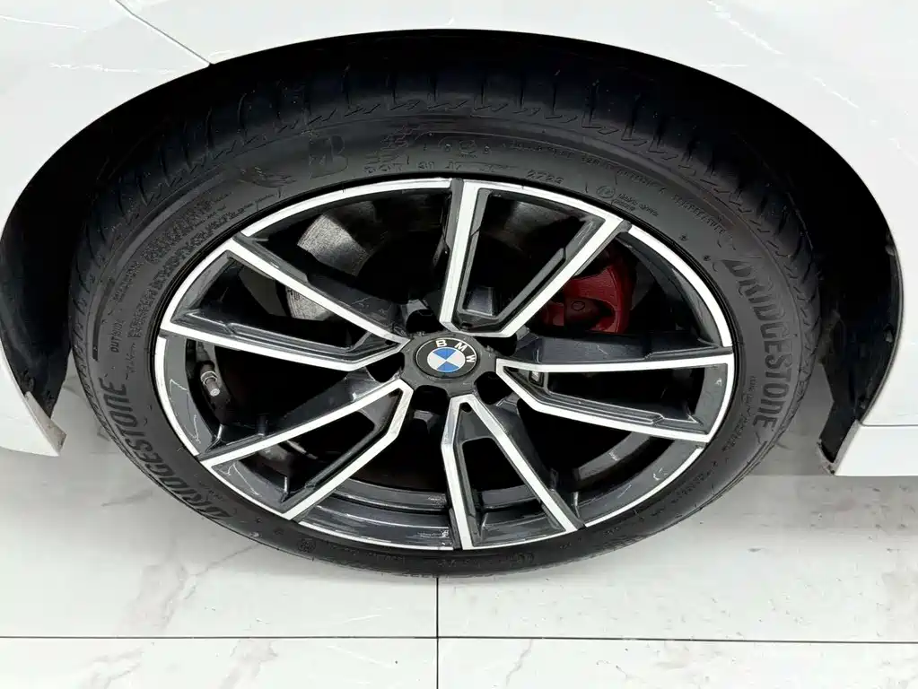 BMW 3 Series 2022 — фото 16