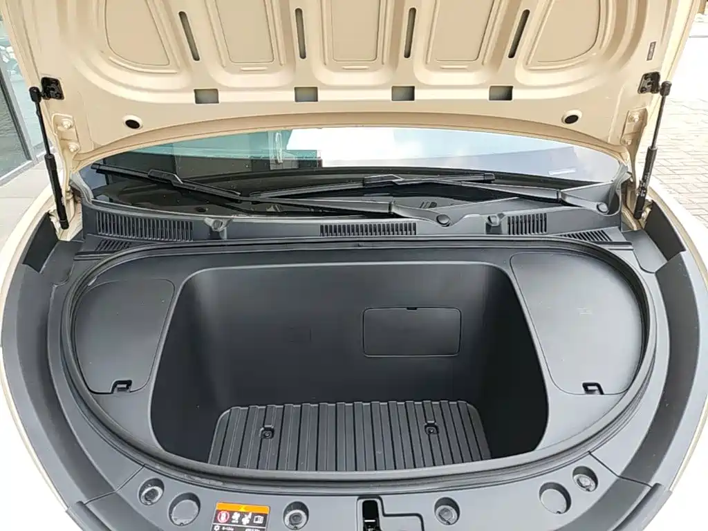 Geely Galaxy Starwish 2026 — фото 19
