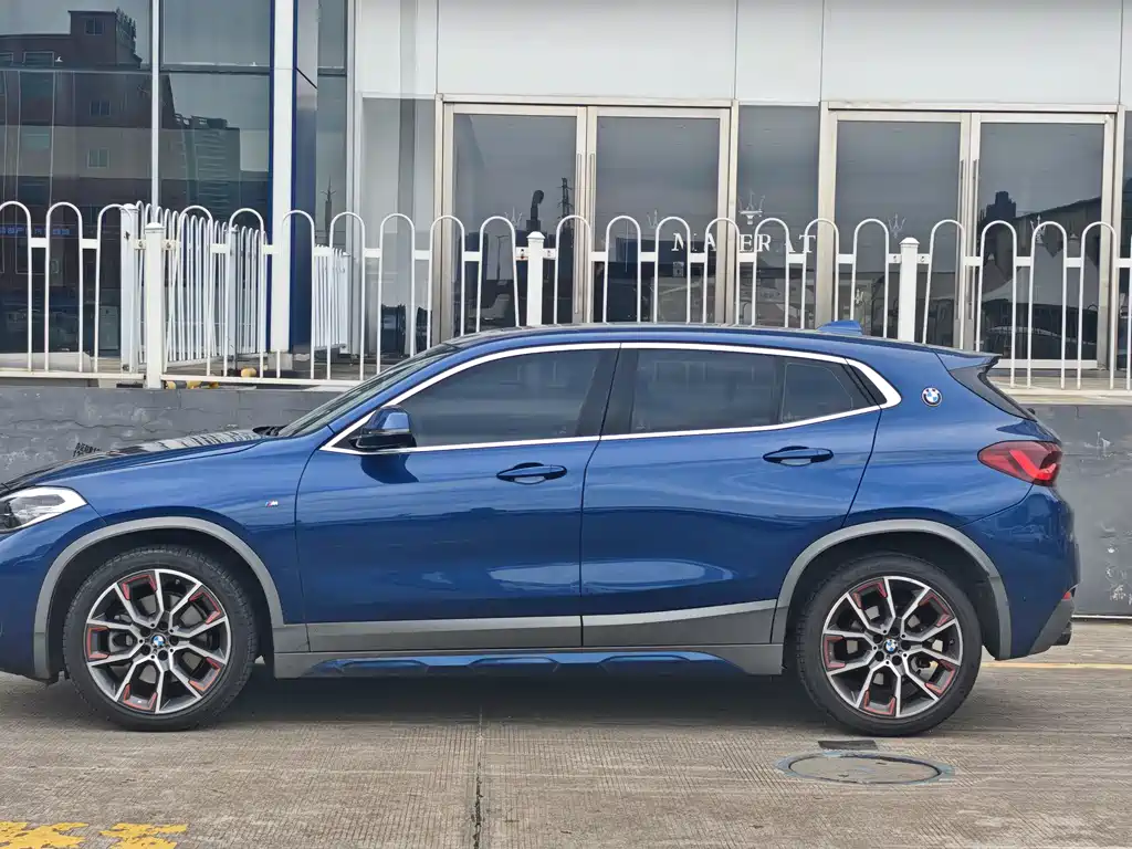 BMW X2 2022 — фото 2