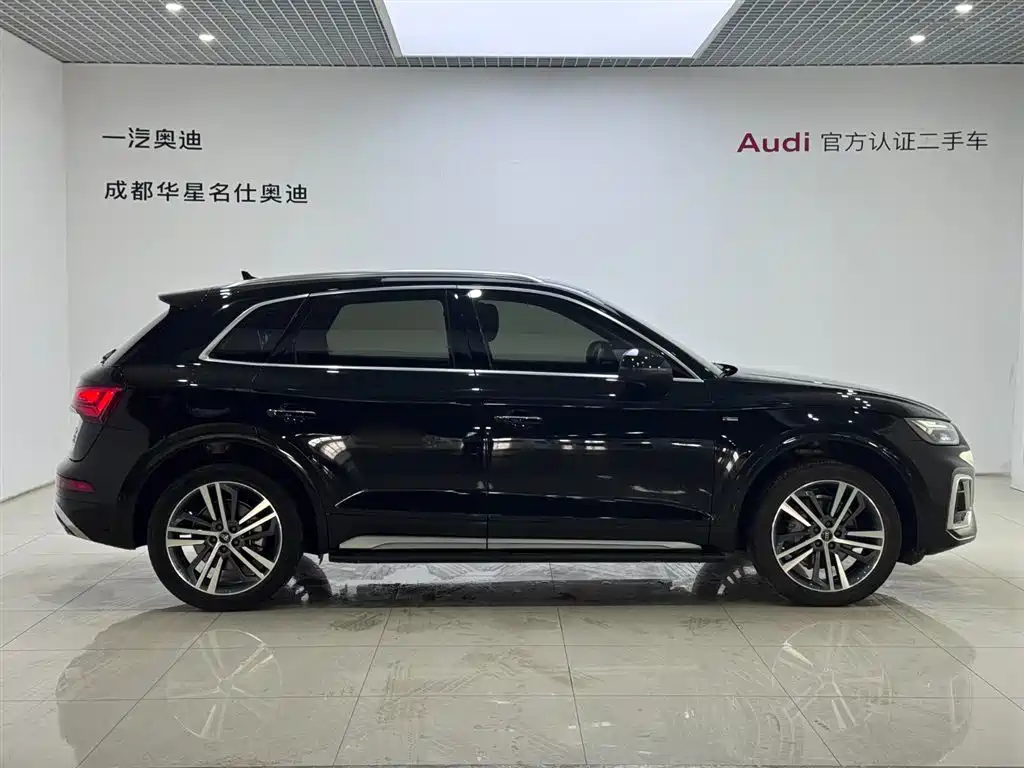 Audi Q5L 2023 — фото 3