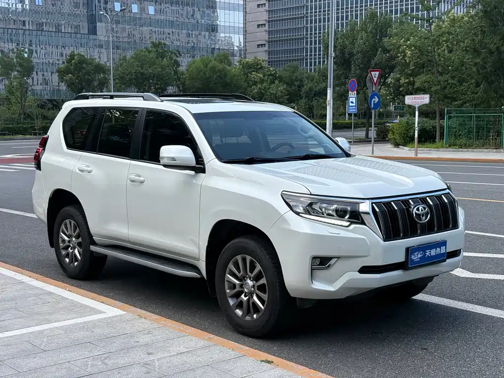Toyota Prado 2018