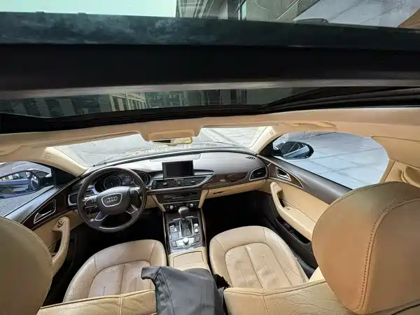 Audi A6L 2012