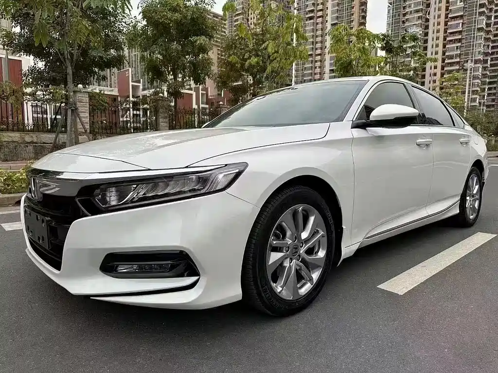 Honda Accord 2021 — фото 1
